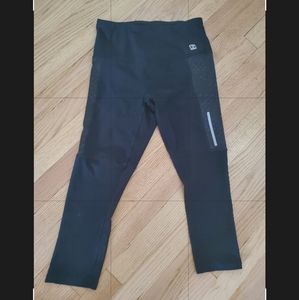 Hind Performance Workout Capris